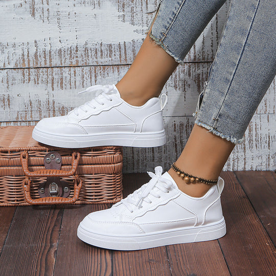 Damen Plateau‑Sneaker mit minimalistischer Lederoptik und gepolstertem Komfortfußbett Shop Nory