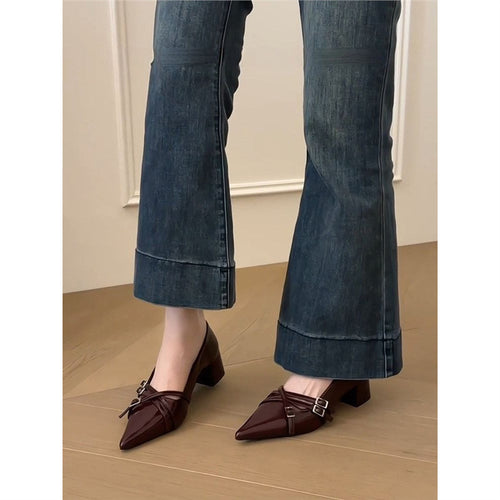 Damen Spitz zulaufende Block-Absatz Pumps mit doppeltem Zierriemen Shop Nory