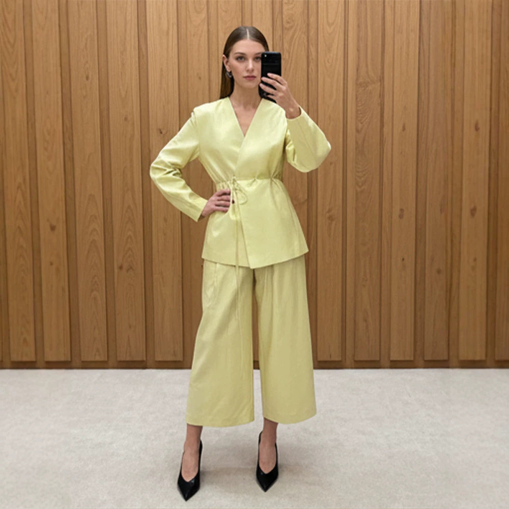 Damen Wickelblazer mit Tunnelzug und weiter Culotte‑Hose Zweiteiler Shop Nory