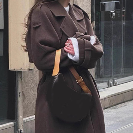 Damen Extravagant geschnittener Oversize-Wollmantel mit Schulterklappen und weitem Schalkragen Shop Nory