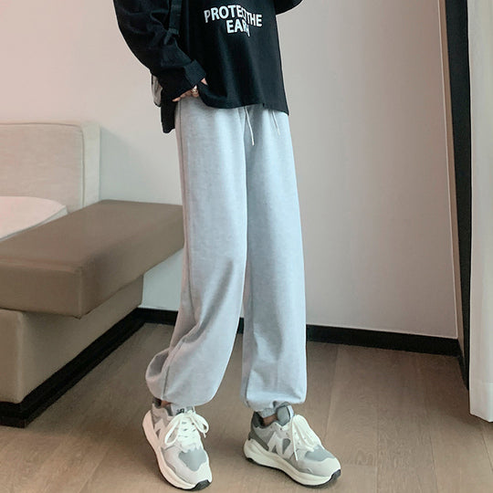 Damen nan relaxed-fit Sweatpants mit elastischem Kordelbund, seitlichen Eingriffstaschen und abgesteppten Saumnähten Shop Nory