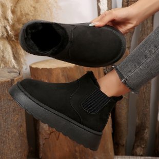 Damen Gefütterte Chelsea‑Stiefeletten aus Wildlederoptik mit elastischer Seitenblende und profilierter Gummisohle Shop Nory
