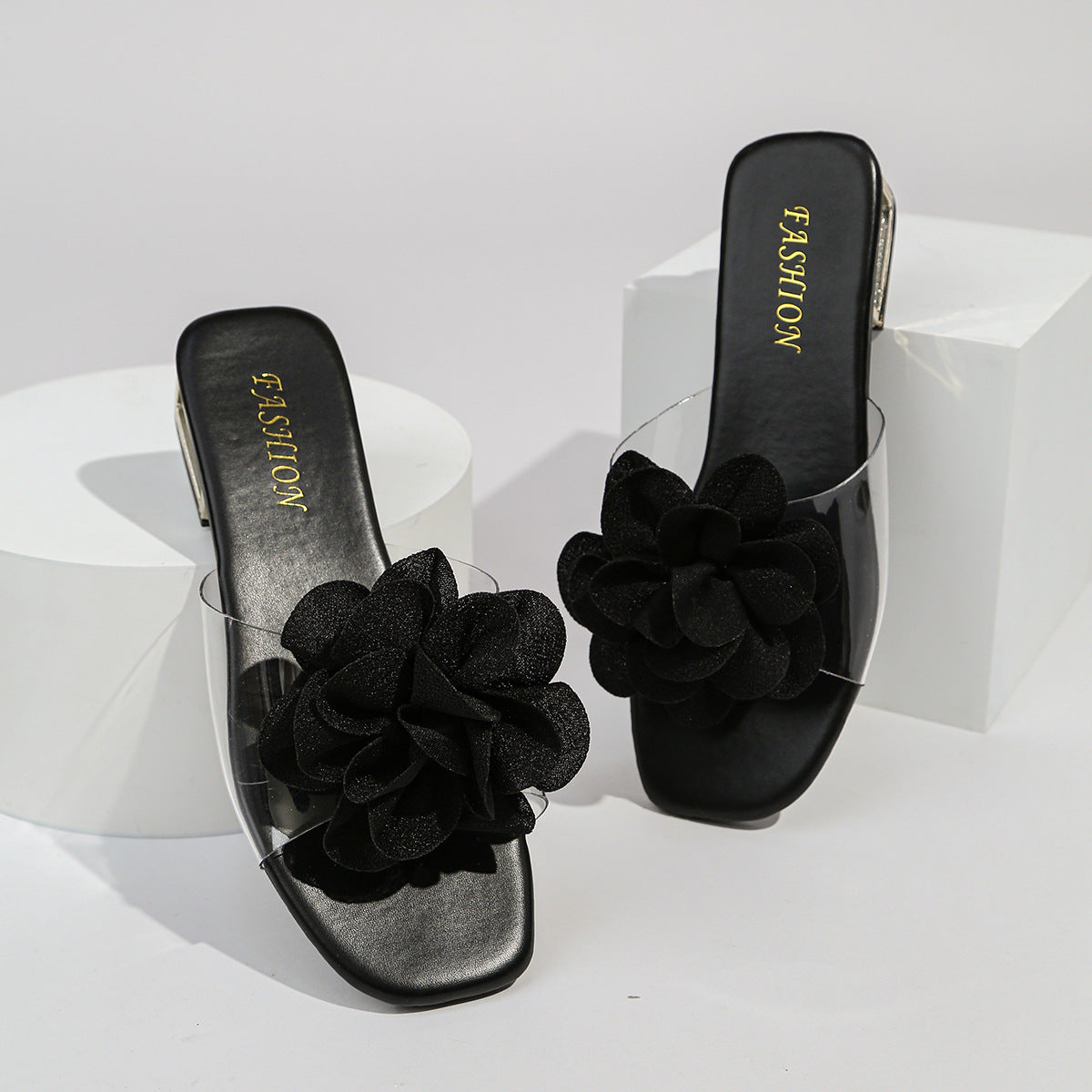 Damen Slides mit floralen Applikationen und funkelndem Blockabsatz