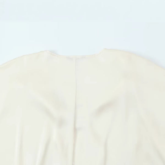 Damen Satinbluse mit tiefem Wickel-V-Ausschnitt, elastischem Saum und Ballonärmeln Shop Nory