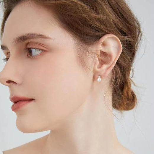 Damen Ohrstecker mit eleganten Perlen und funkelnden Zirkonia Shop Nory