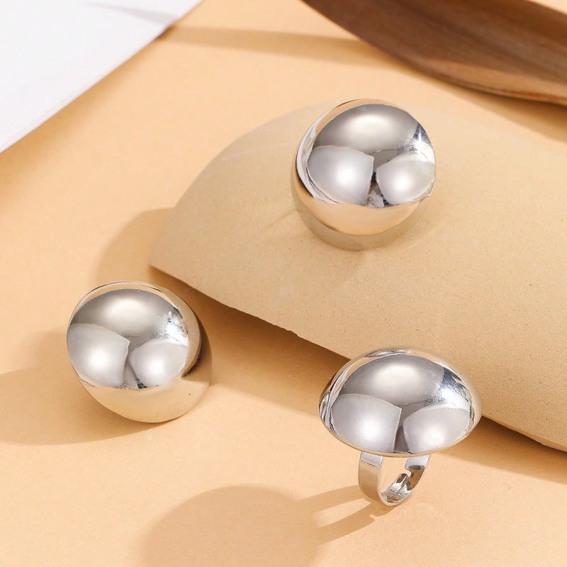 Damen Ohrringe mit klassischem, glänzendem Kugeldesign Shop Nory