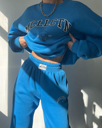 Blau