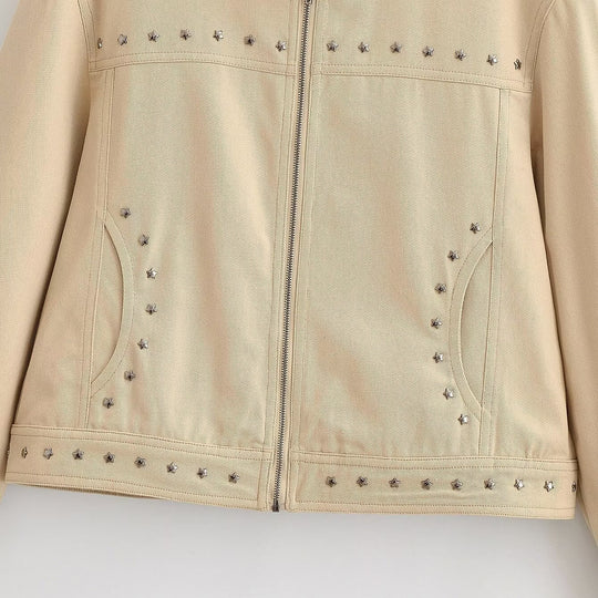 Damen Kurz geschnittene vegane Lederjacke mit Stehkragen, durchgehendem Reißverschluss und Sternnieten-Detail Shop Nory