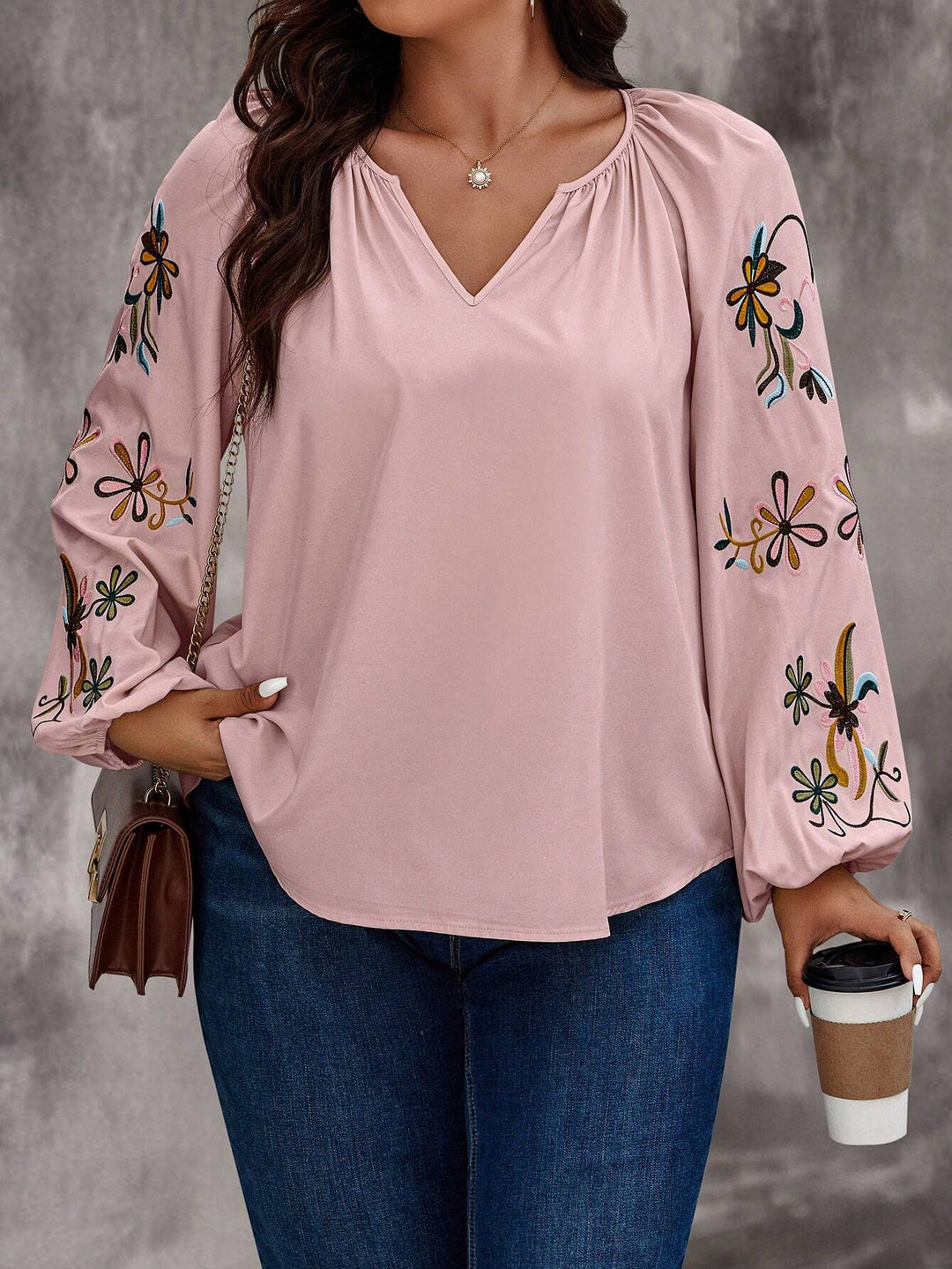 Damen Locker sitzende V-Ausschnitt Bluse mit floraler Stickerei an Ballonärmeln Shop Nory
