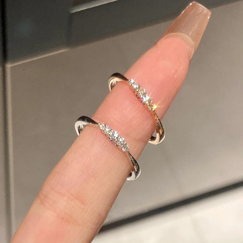 Damen zierlicher Ring mit funkelnden Zirkonia Shop Nory