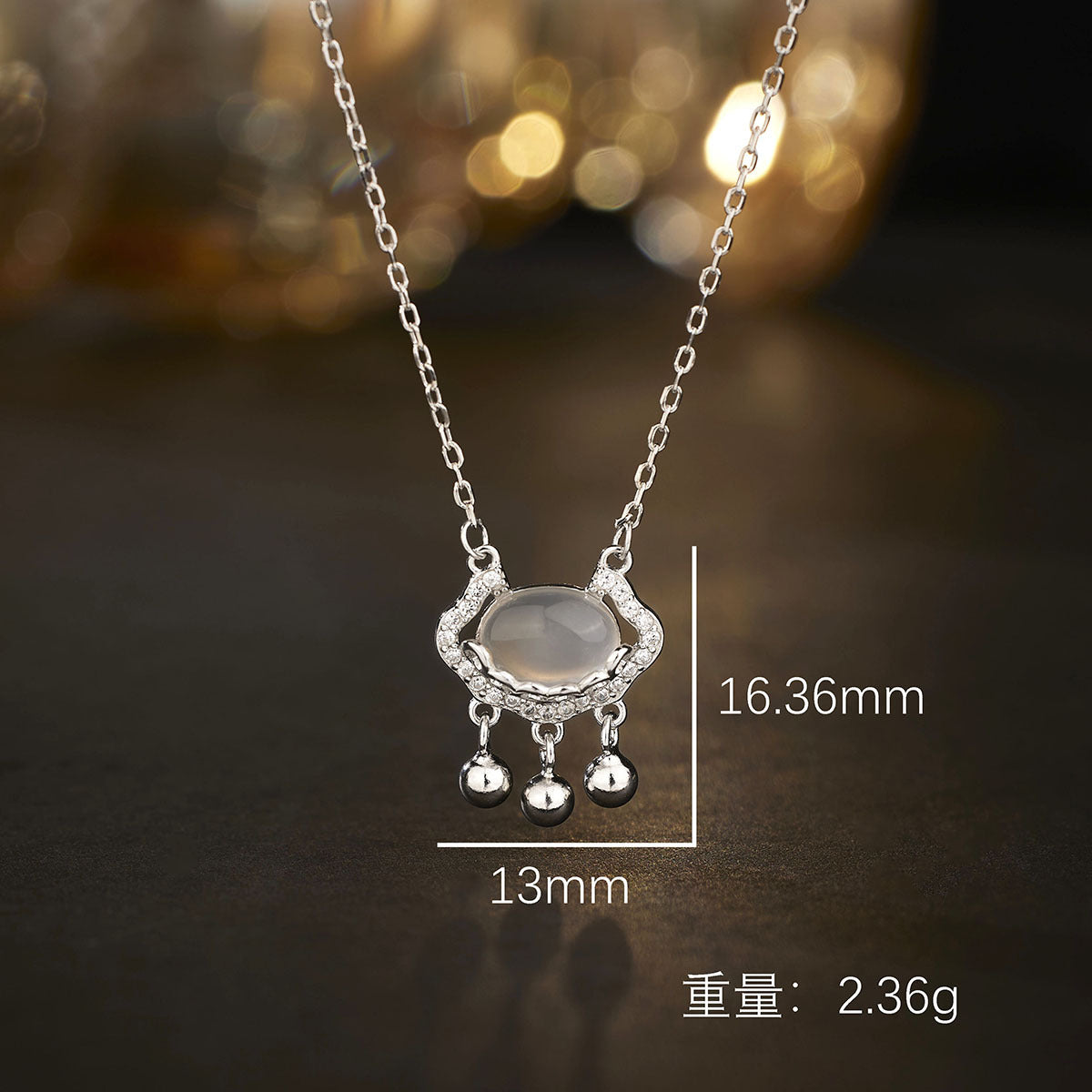 Damen elegante Halskette mit funkelndem Anhänger und zarten Kristallakzenten Shop Nory