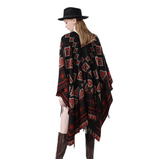 Damen Zweilagiger Kapuzen-Überwurf mit asymmetrischem Fransensaum und geometrischem Jacquard Shop Nory