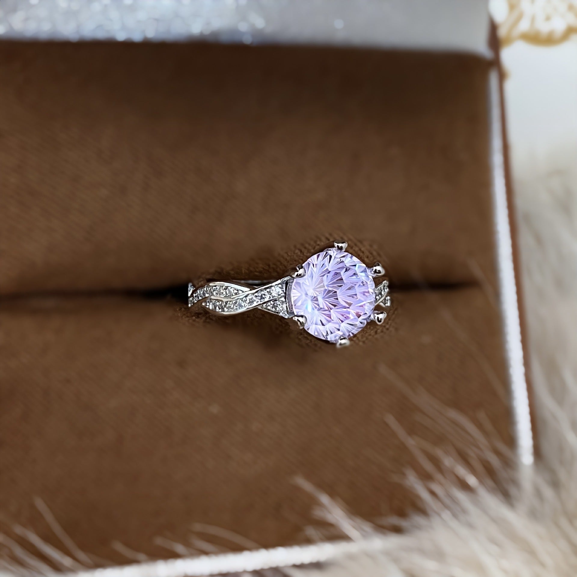 Damen eleganter Ring mit funkelndem Kristallbesatz Shop Nory