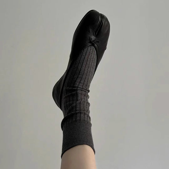 Damen Ballerinas mit raffinierter Zehenpartie und samtiger Lederverarbeitung