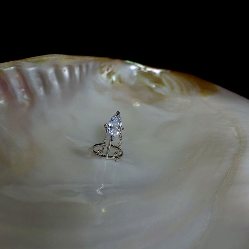 Damen eleganter Verlobungsring mit funkelndem Edelstein Shop Nory