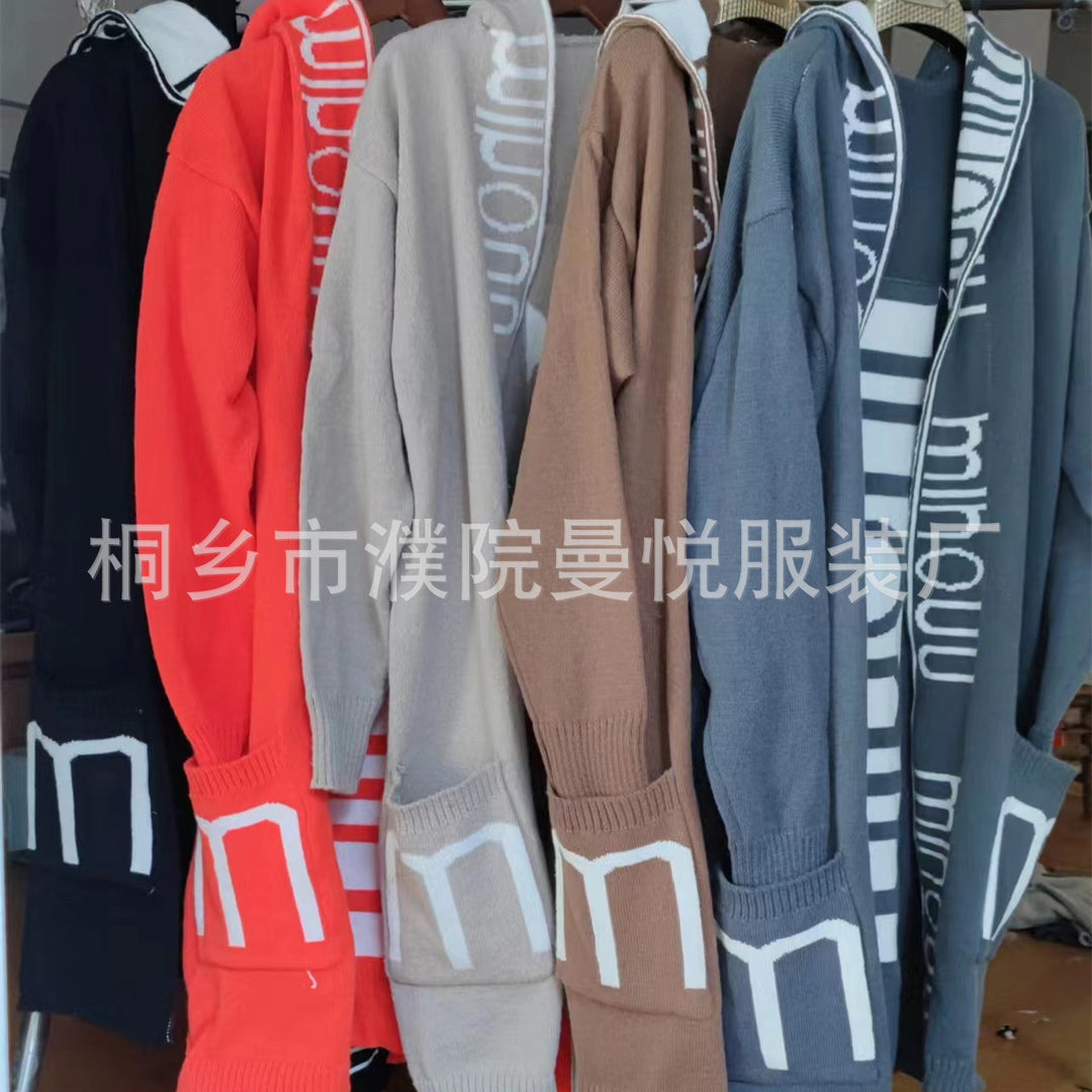 Damen Kapuzen-Cardigan im Oversize-Strick mit Logobordüre Shop Nory