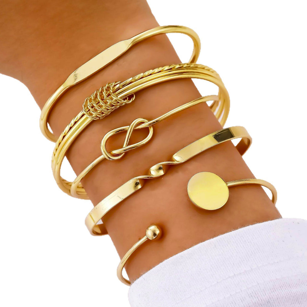 Damen Armreif-Set mit elegantem, strukturiertem Design Shop Nory