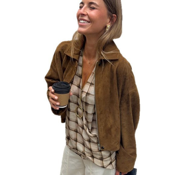 Damen Kurzblouson aus Veloursleder mit Hemdkragen, kastigem Cropped-Schnitt und verdecktem Reißverschluss Shop Nory