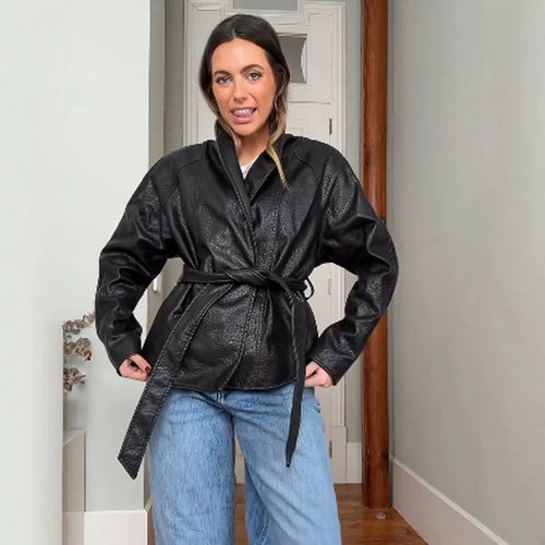 Damen Taillierter Wickel-Blouson aus strukturierter Lederoptik mit Bindegürtel Shop Nory