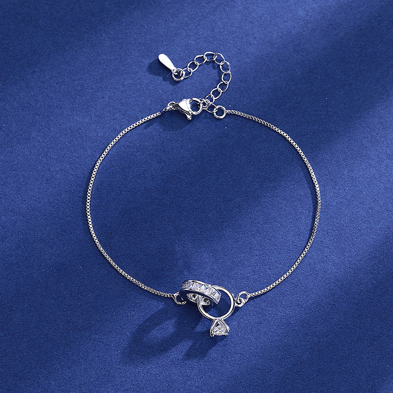 Zartes Zirkonia-Armband mit Verstellbarem Verschluss und Funkelnden Rundsteinen