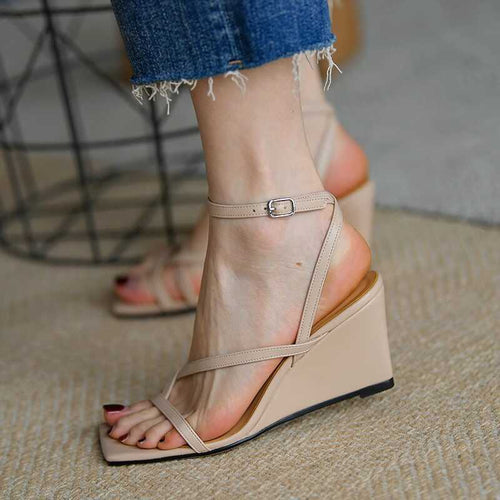 Damen elegante Plateau-Sandalen mit verstellbarem Riemendesign