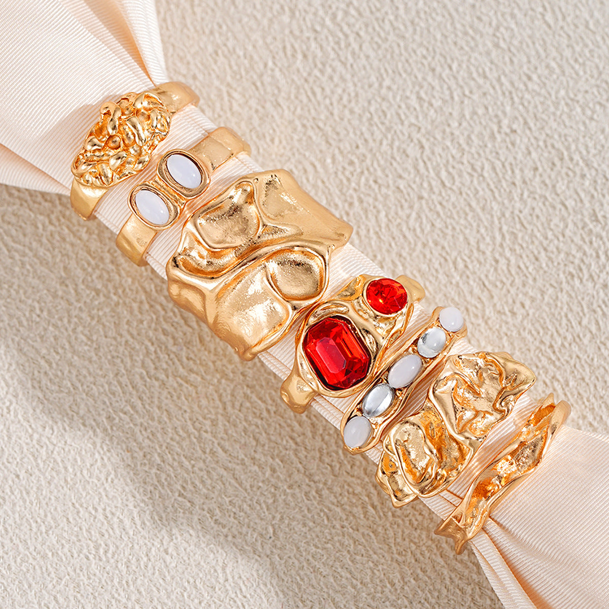 Damen Ring-Set mit kunstvollen Designs und funkelnden Akzenten Shop Nory