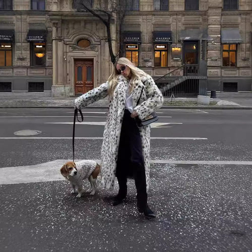 Damen langer Oversize Kunstpelzmantel mit Leopardenmuster und breitem Revers Shop Nory