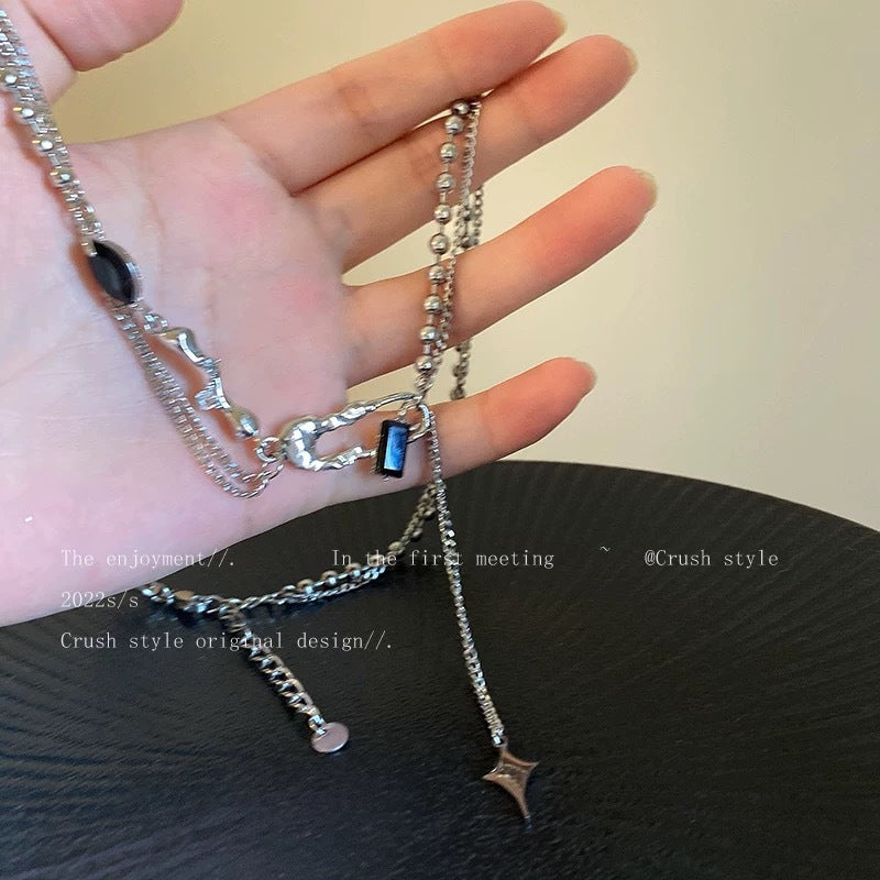 Damen Kette mit modernem, einzigartigem Design und funkelnden Akzenten Shop Nory