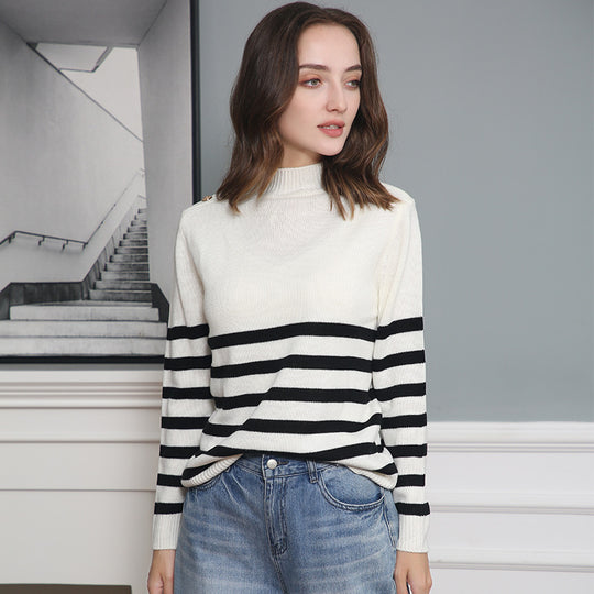 Damen Gestreifter Rollkragenpullover mit dekorativen Schulterknöpfen und Rippbündchen Shop Nory