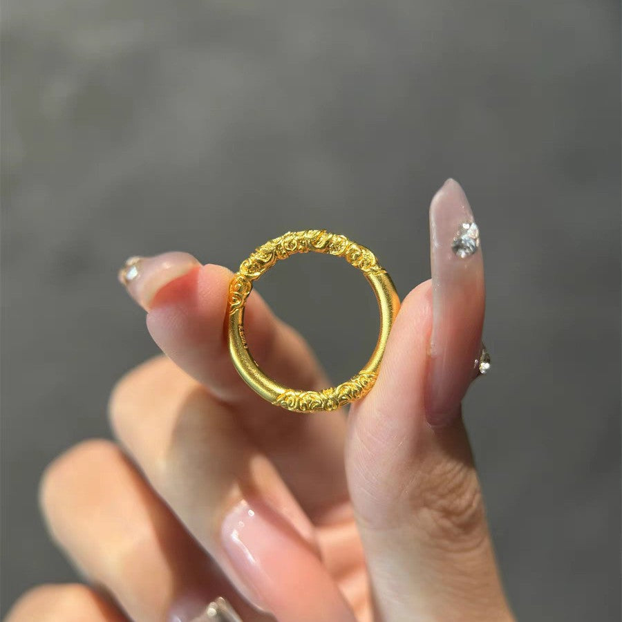 Damen Intricate Textured Band Ring Shop Nory