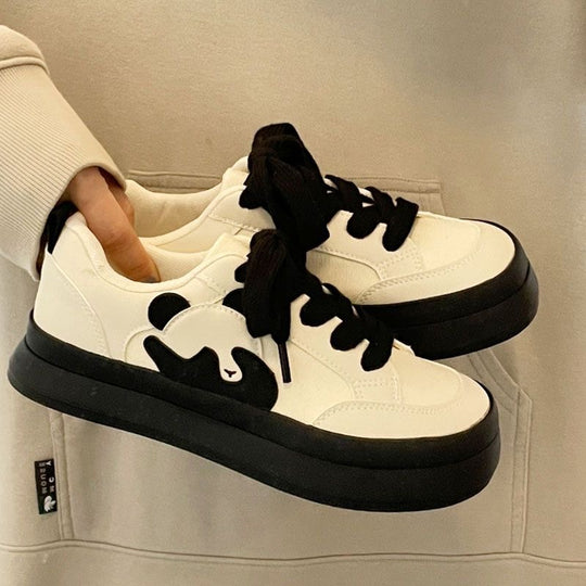 Damen Plateau-Sneaker mit auffälliger Tierapplikation und gepolstertem Komfortkragen Shop Nory