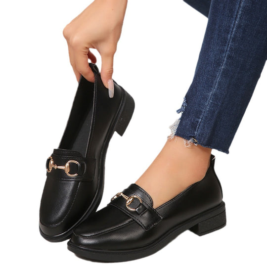 Damen Lackleder-Plateau-Loafer mit goldener Horsebit-Detail und niedrigem Blockabsatz Shop Nory