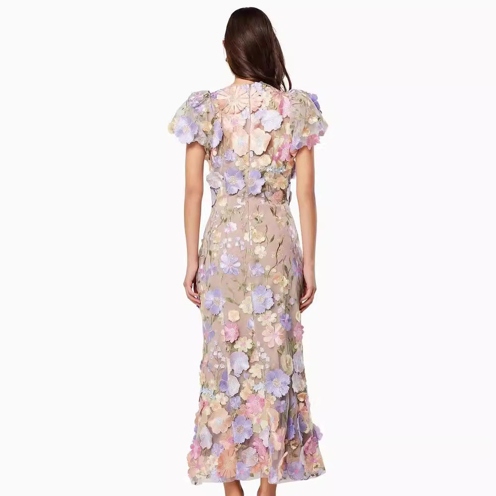 Damen Blumenkleid mit 3D-Blütenapplikationen