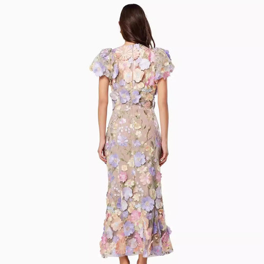 Damen Blumenkleid mit 3D-Blütenapplikationen