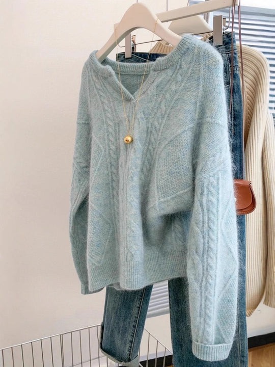 Damen Oversize Mohair-Optik Zopfmusterpullover mit V‑Ausschnitt und überschnittener Schulter Shop Nory
