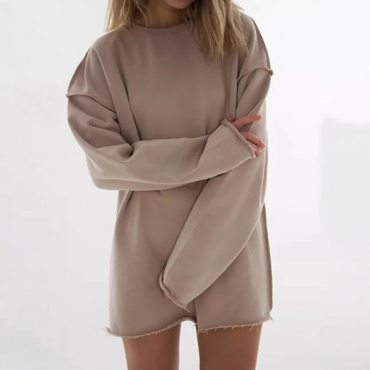 Damen oversized Sweatshirt mit ausgefranstem Saum und verlängerten Ärmeln Shop Nory