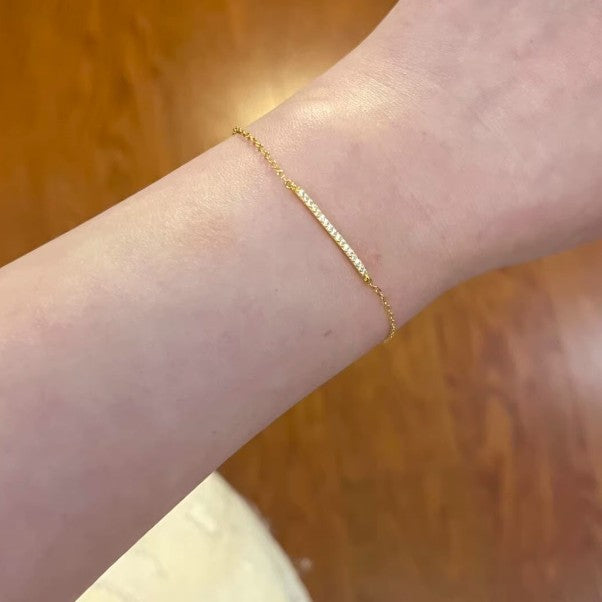 Damen zartes Armband mit funkelnden Zirkon-Akzenten Shop Nory