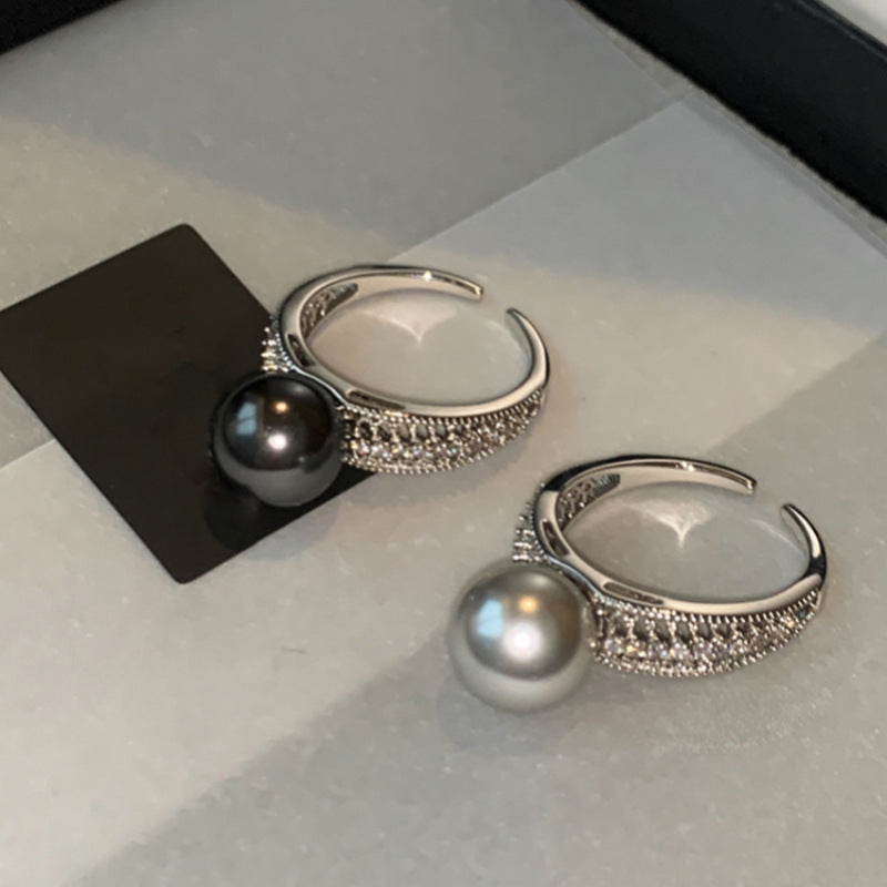 Damenring mit elegantem Perlencap und funkelnden Zirkonia Shop Nory
