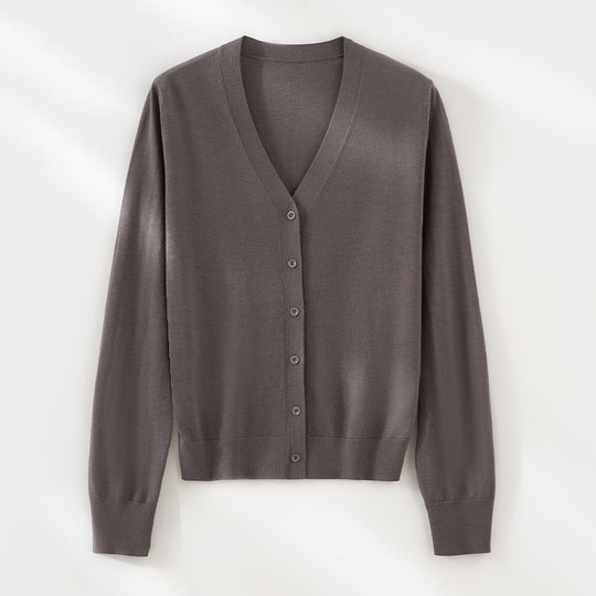 Damen Minimalistischer Merino‑Blend Cardigan mit V‑Ausschnitt und feinen Rippabschlüssen Shop Nory