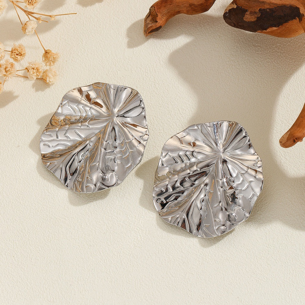 Damen Ohrclips mit kunstvoller goldener Struktur Shop Nory