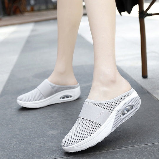 Damen Halbschuh-Slipper mit atmungsaktivem Strickobermaterial, elastischem Mittelfußriemen und Dämpfungssohle Shop Nory