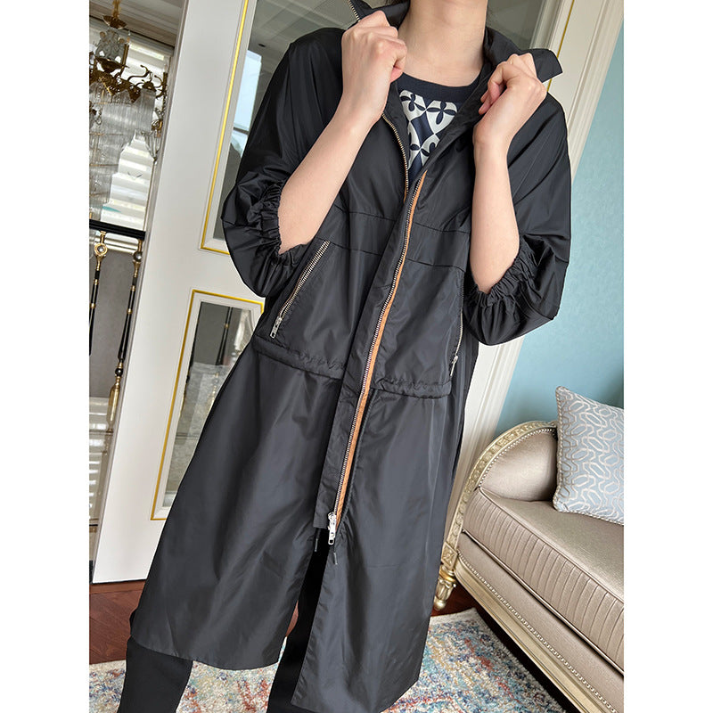 Damen Leichter Oversize-Regenmantel mit Kapuze, Zwei-Wege-Reißverschluss und verdeckten Reißverschlusstaschen Shop Nory