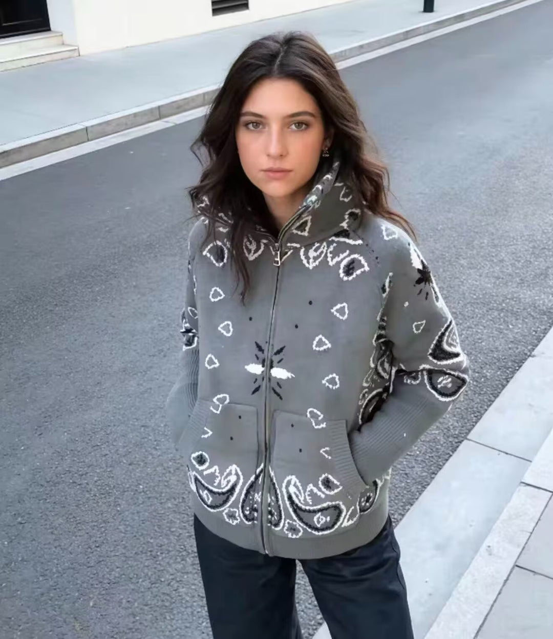 Damen Rollkragenpullover mit Allover-Bandana-Jacquard Shop Nory