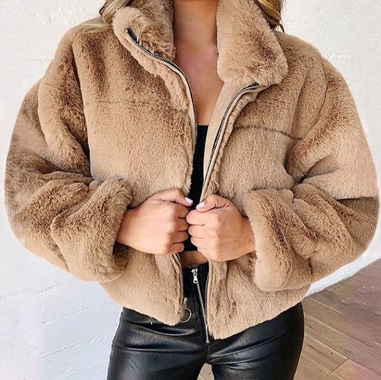 Damen nan kurze kuschelige Kunstpelzjacke mit Stehkragen und Reißverschluss Shop Nory