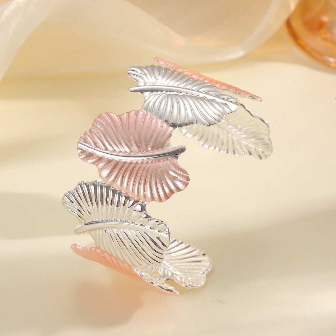 Damen Armreif mit kunstvollem Blattdesign Shop Nory