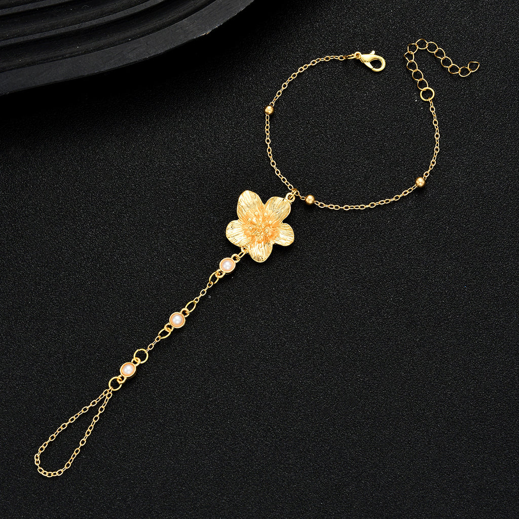 Damen Armreif mit floralen Details und elegantem Perlenakzent Shop Nory