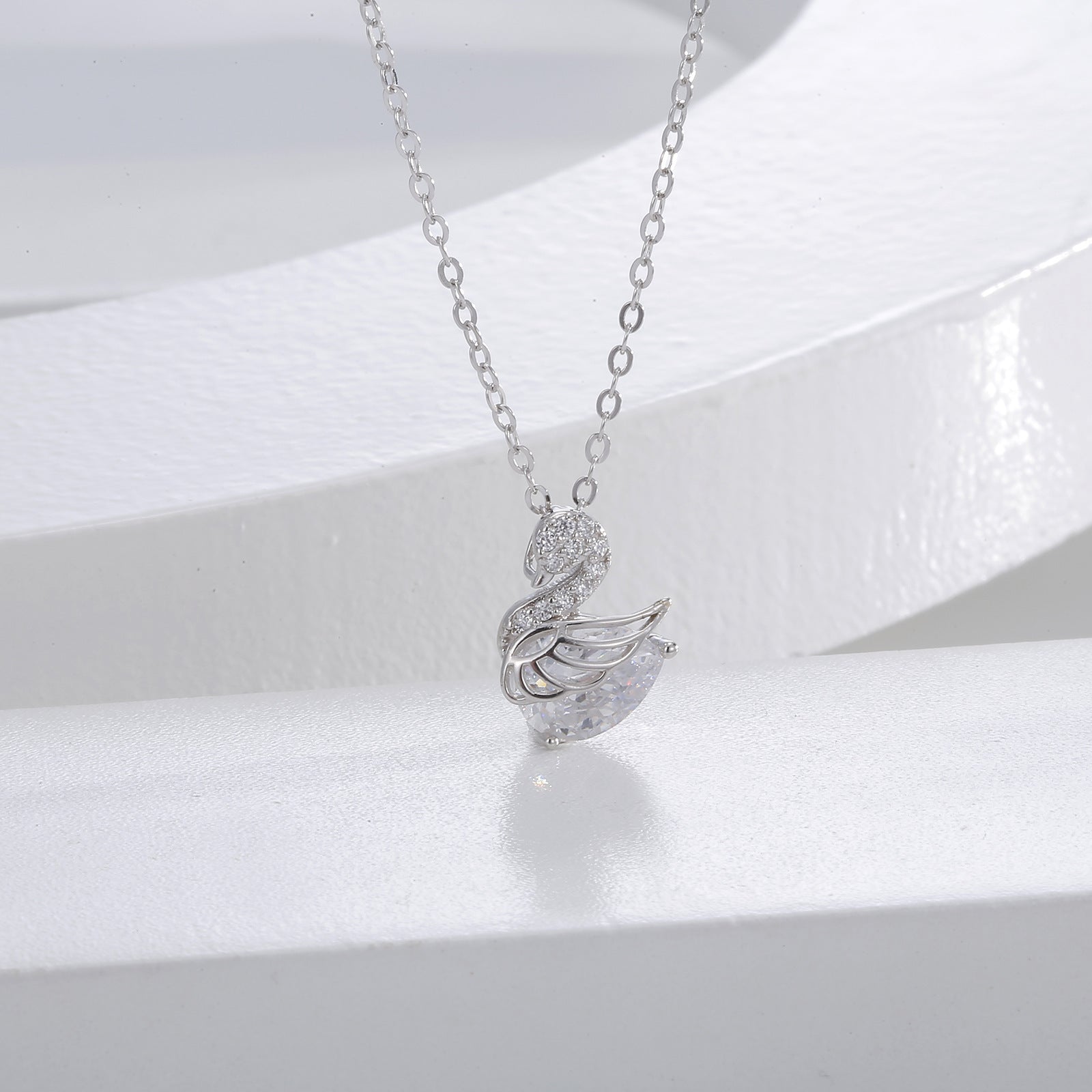 Damen Halskette mit eleganter Schwanenansicht Shop Nory