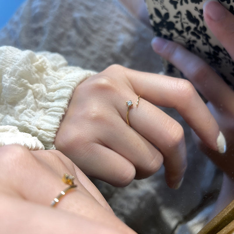 Damen zierlicher Goldring mit funkelndem Zirkonia Shop Nory