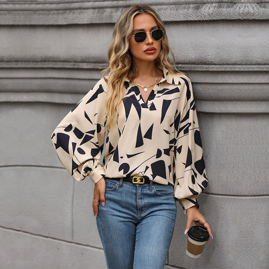 Damen Viskose-Bluse mit abstraktem Grafikprint, V-Ausschnitt & Ballonärmeln Shop Nory