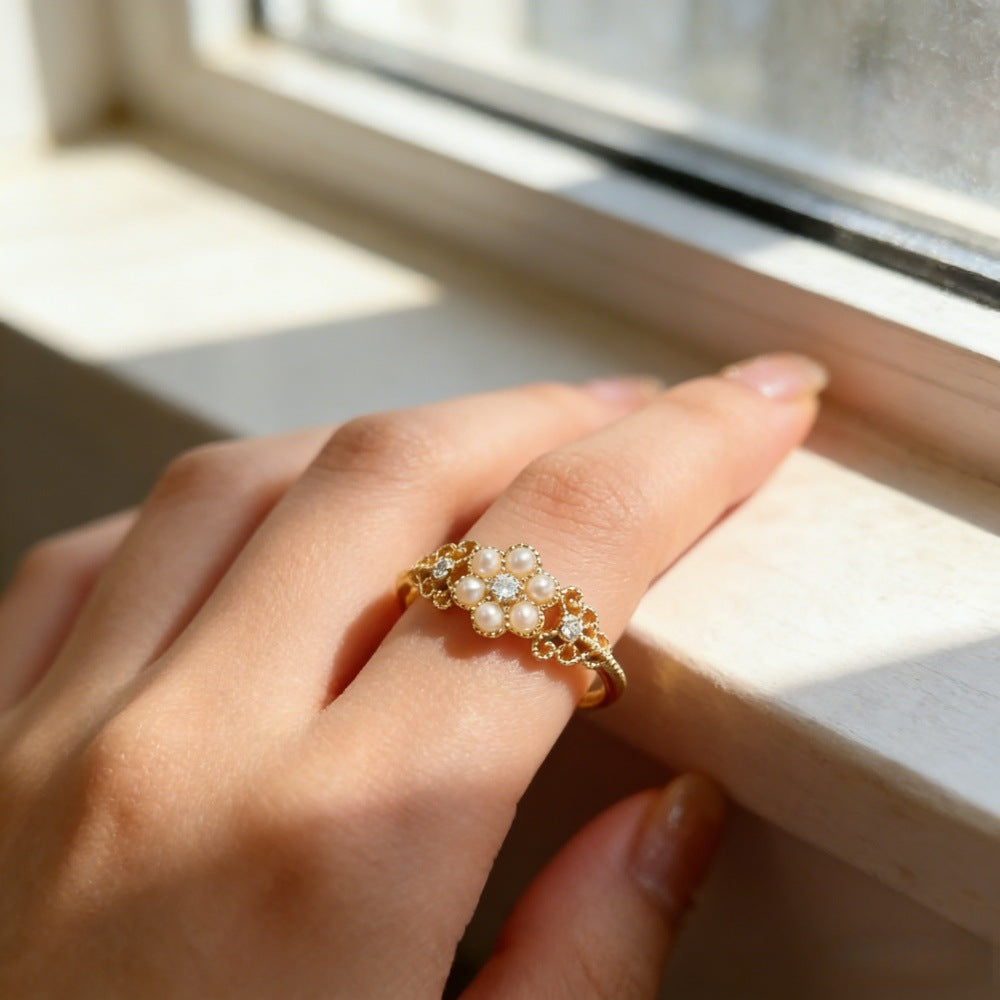 Damenring mit elegantem Perlen- und Zirkonia-Design Shop Nory